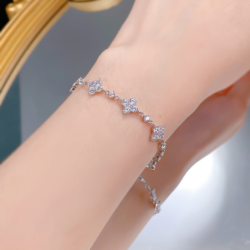 S925 Silver Four-Leaf Clover Full Diamond Ring