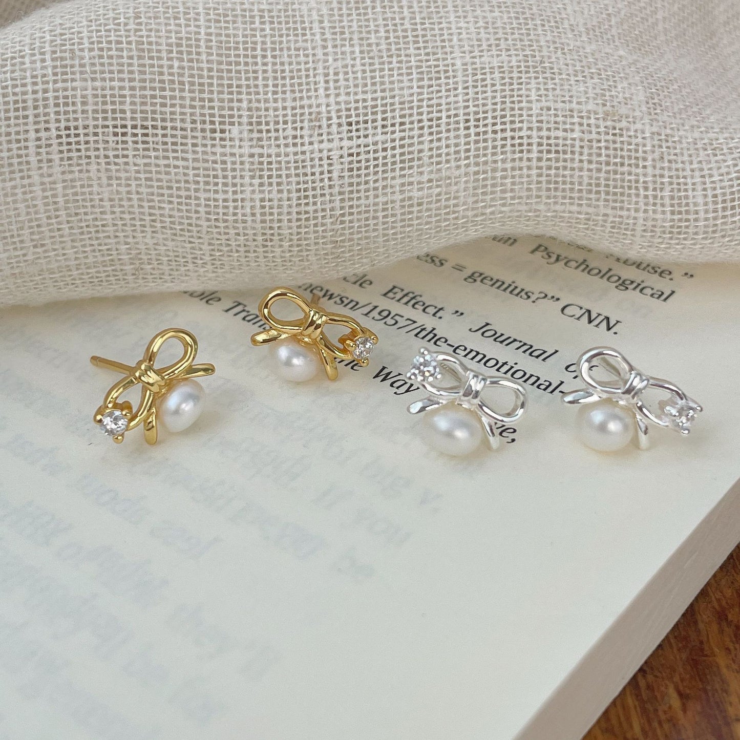 S925 Sterling Silver Micro-Paved Zircon Pearl Bow Stud Earrings